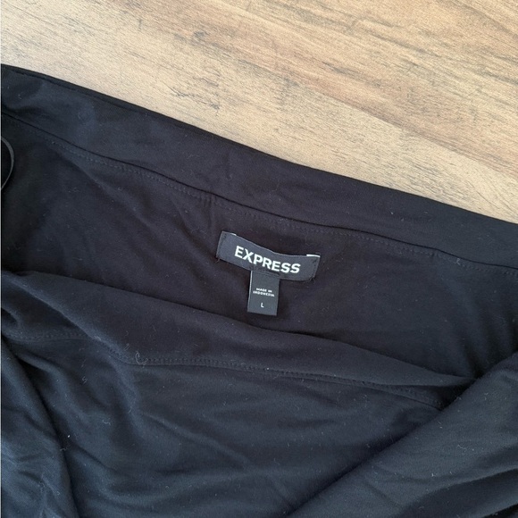 Express Women Top - Picture 3 of 5